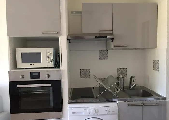 شقة , Proche Plages,classe 2 Etoiles بالاروك ليه بان