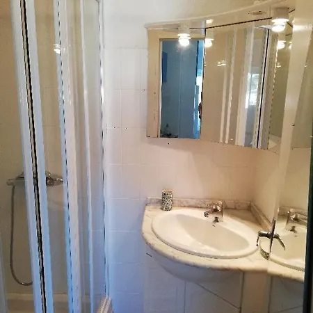 Apartman , Proche Plages,classe 2 Etoiles Balaruc-les-Bains