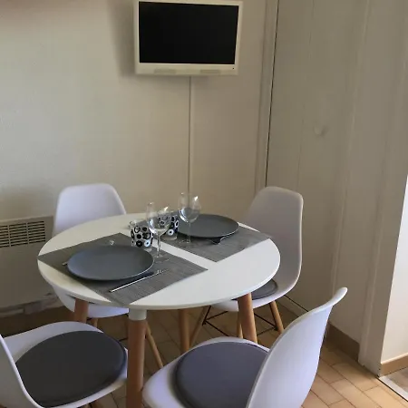 , Proche Plages,classe 2 Etoiles * Balaruc-les-Bains